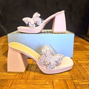 Newbella Y2k Butterfly Block Heel Sandals Womens‎ 8.5  New In Box